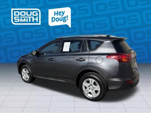 Used 2014 Toyota RAV4 LE AWD/4WD image 4