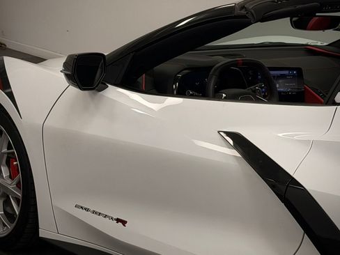 Used 2022 Chevrolet Corvette Stingray Preferred Conv w/ Z51 Performance Package RWD image 25