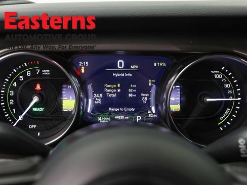 Used 2023 Jeep Wrangler Unlimited w/ Cold Weather Group AWD/4WD image 18