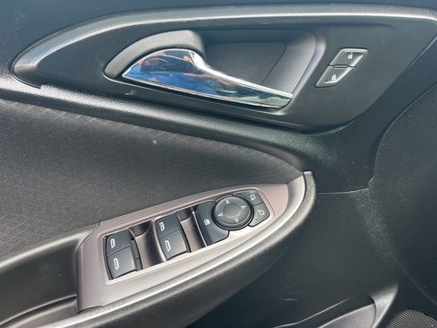 Used 2023 Chevrolet Malibu LT image 19