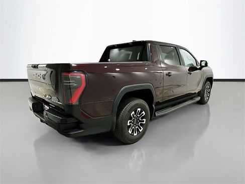 New 2026 GMC Sierra EV Elevation image 7