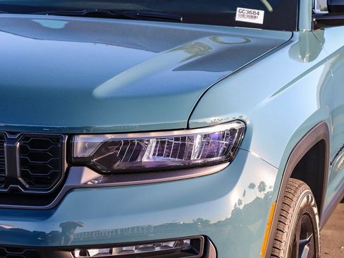New 2026 Jeep Grand Cherokee Limited AWD/4WD image 5