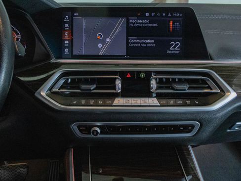 Used 2023 BMW X5 xDrive40i image 4