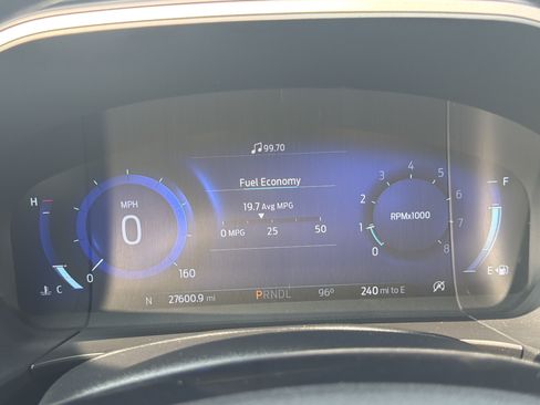 Certified 2022 Ford Escape SEL w/ Technology Package AWD/4WD image 20