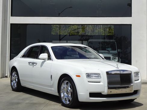 Used 2012 Rolls-Royce Ghost RWD image 9