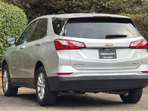 Used 2021 Chevrolet Equinox LT w/ LPO, Cargo Package image 6