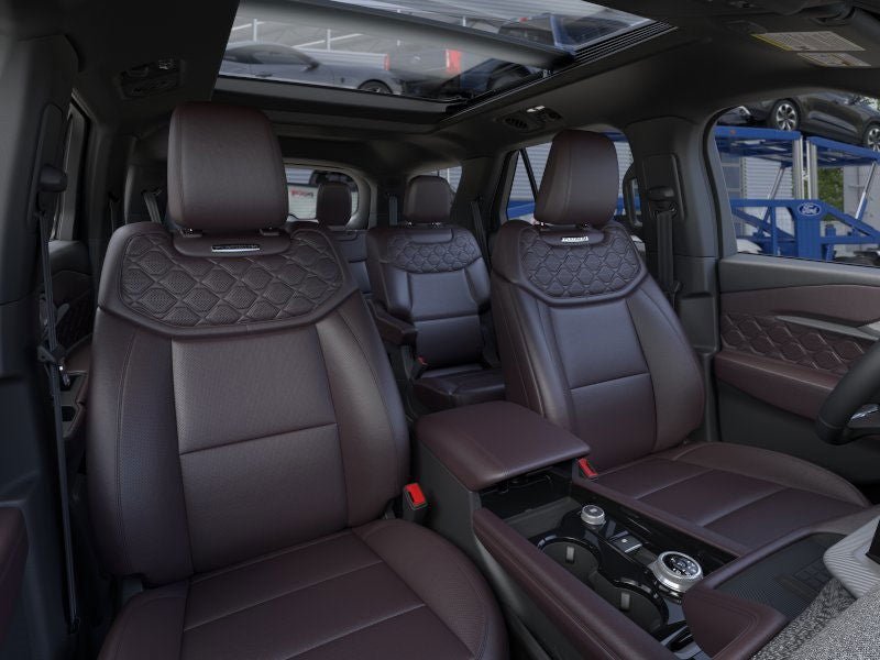 Used 2025 Ford Explorer Platinum w/ Ultimate Package RWD image 32