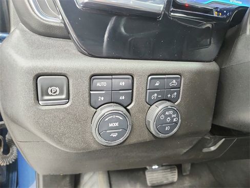 Used 2024 Chevrolet Silverado 2500 LT w/ Texas Edition image 26