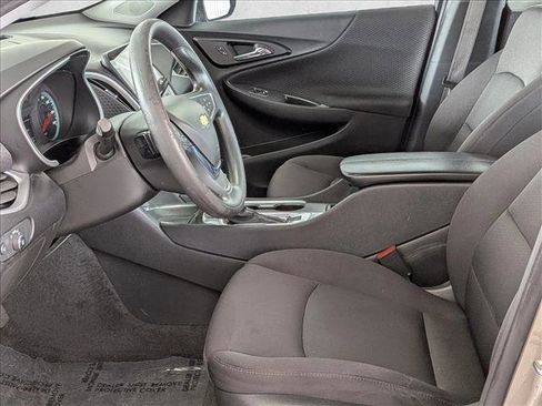 Used 2024 Chevrolet Malibu LT image 14