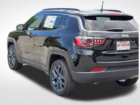 New 2026 Jeep Compass Latitude AWD/4WD image 41