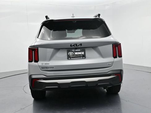 Certified 2025 Kia Sorento SX Prestige AWD/4WD image 7