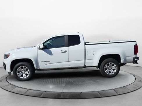 Used 2022 Chevrolet Colorado LT w/ Fleet Safety Package RWD image 2
