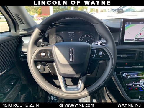 Certified 2022 Lincoln Corsair AWD w/ Equipment Group 101A image 25