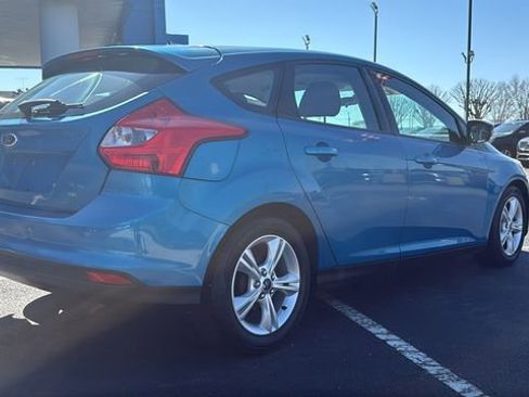 Used 2014 Ford Focus SE w/ SE Winter Package image 7
