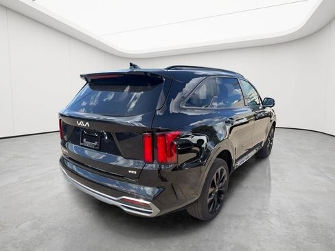 Used 2023 Kia Sorento SX AWD/4WD image 7