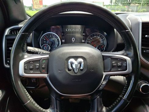 Used 2021 RAM 1500 Big Horn AWD/4WD image 18
