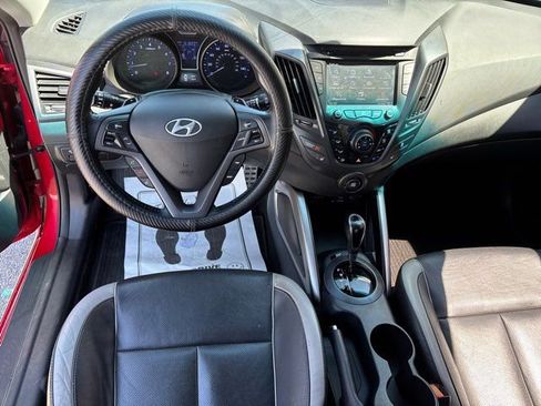 Used 2015 Hyundai Veloster Turbo image 17