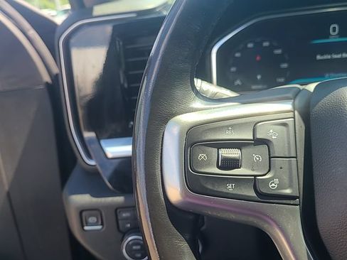 Used 2022 Chevrolet Silverado 1500 RST AWD/4WD image 17