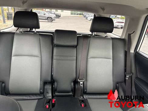 Used 2019 Toyota 4Runner SR5 Premium AWD/4WD image 29