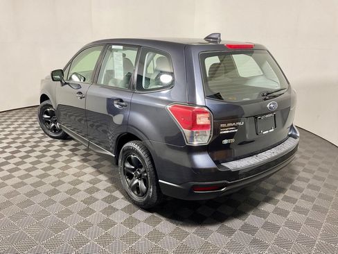 Used 2018 Subaru Forester 2.5i AWD/4WD image 11