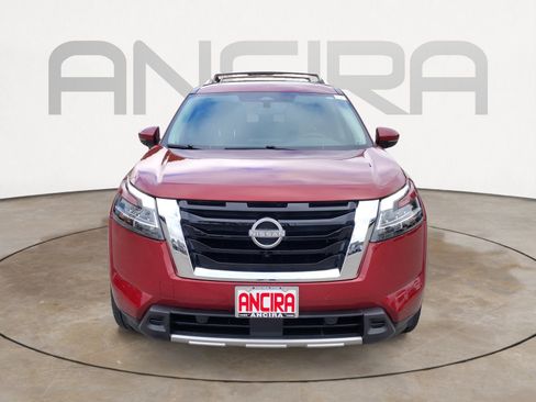 Used 2024 Nissan Pathfinder SL w/ SL Premium Package image 8