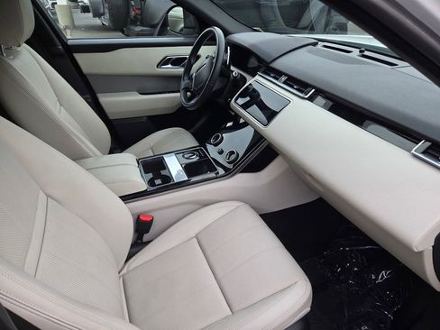 Used 2020 Land Rover Range Rover Velar R-Dynamic S AWD/4WD image 21