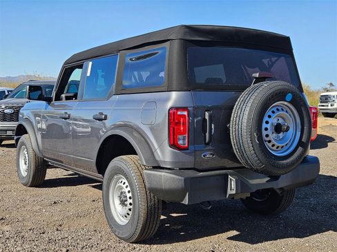 New 2025 Ford Bronco 4-Door image 8