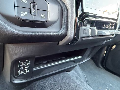Used 2026 RAM 2500 Big Horn AWD/4WD image 34