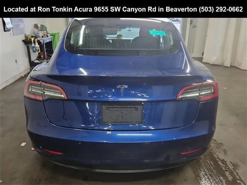 Used 2019 Tesla Model 3 Standard Range Plus image 5