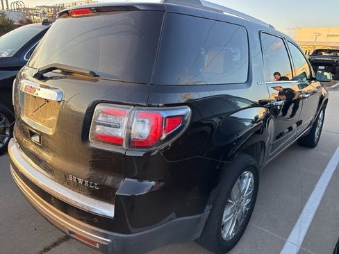 Used 2017 GMC Acadia Limited SLT image 3