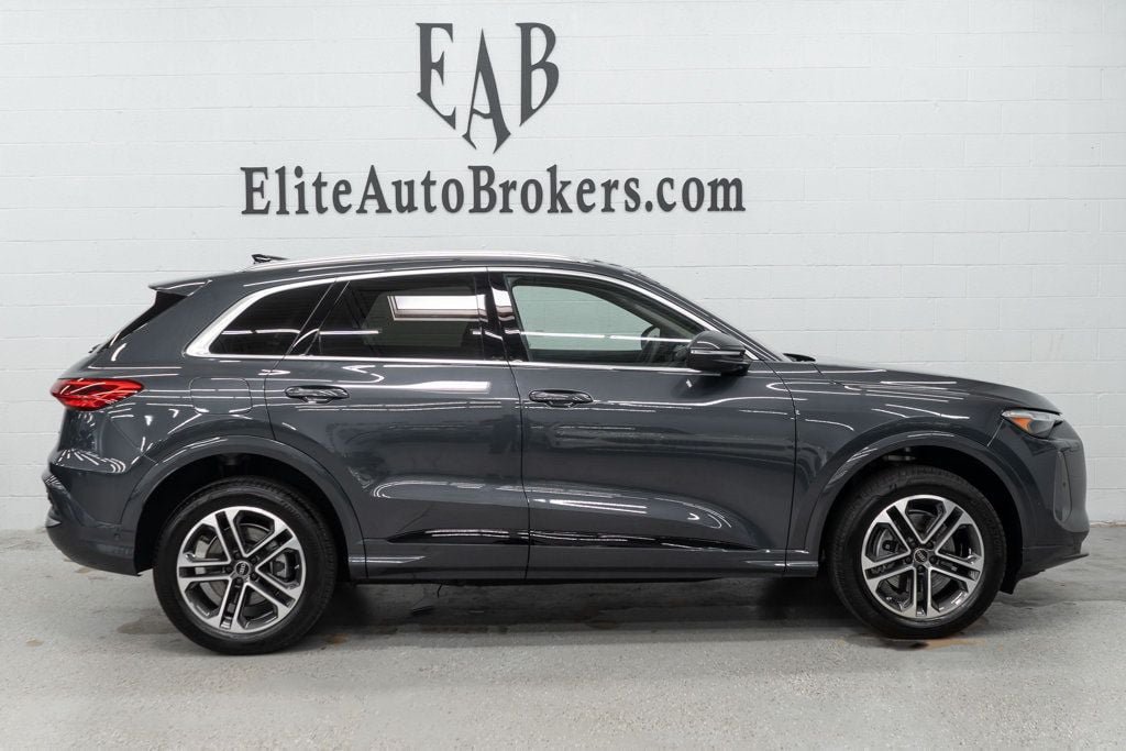 Used 2025 Audi Q5 Premium Plus AWD/4WD image 5