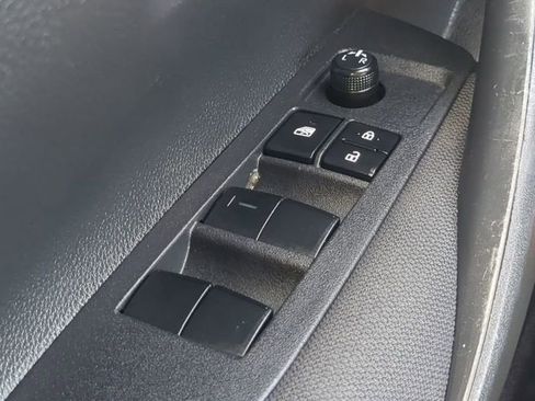 Certified 2025 Toyota Corolla LE image 21