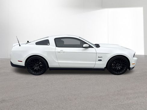 Used 2012 Ford Mustang GT Premium RWD image 9