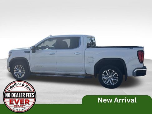 Used 2021 GMC Sierra 1500 SLT w/ SLT Convenience Package AWD/4WD image 10