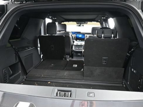 Used 2025 Ford Expedition Tremor AWD/4WD image 28