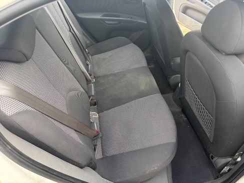 Used 2009 Kia Rio5 w/ PWR Pkg FWD image 10