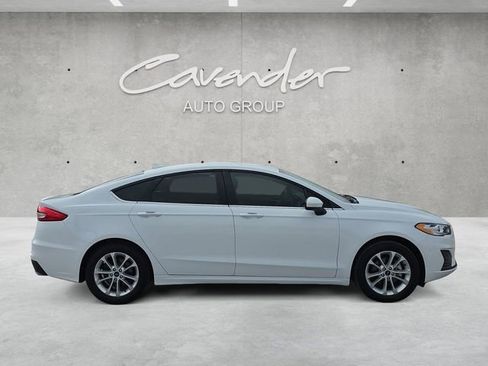 Used 2020 Ford Fusion SE image 17