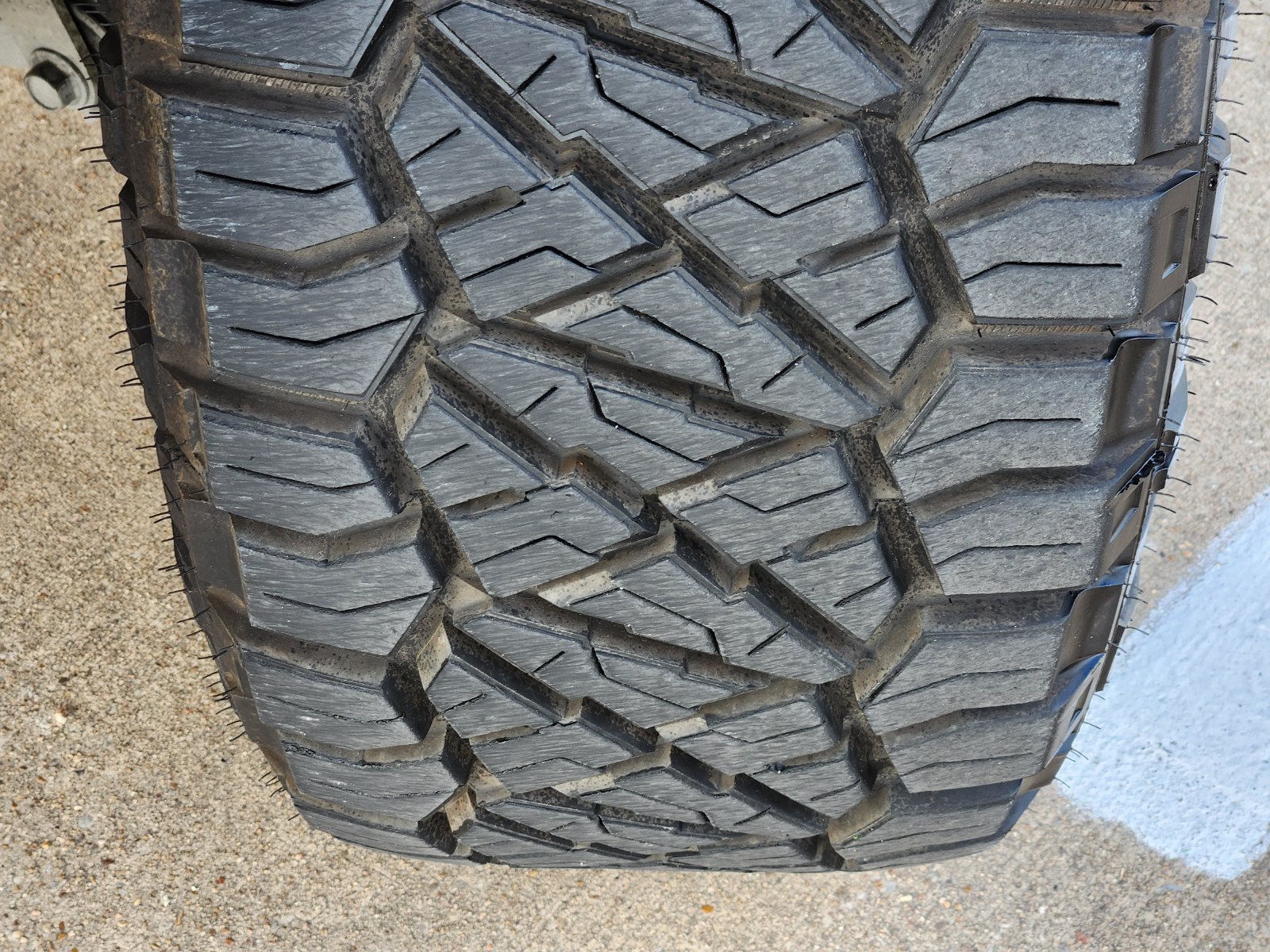 Used 2020 RAM 1500 Laramie AWD/4WD image 21