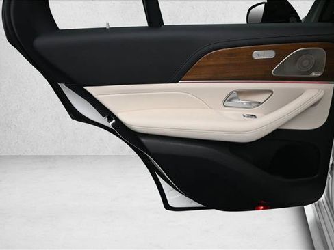 Certified 2022 Mercedes-Benz GLE 580 4MATIC image 23