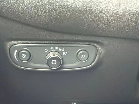 Used 2021 Chevrolet Equinox LT AWD/4WD image 15