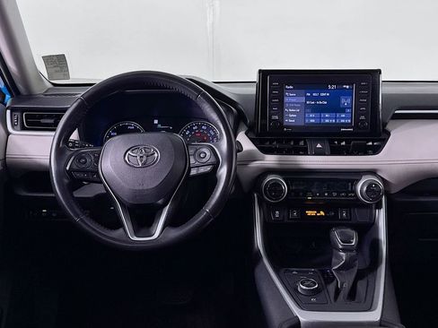 Used 2021 Toyota RAV4 XLE w/ Convenience Package AWD/4WD image 29