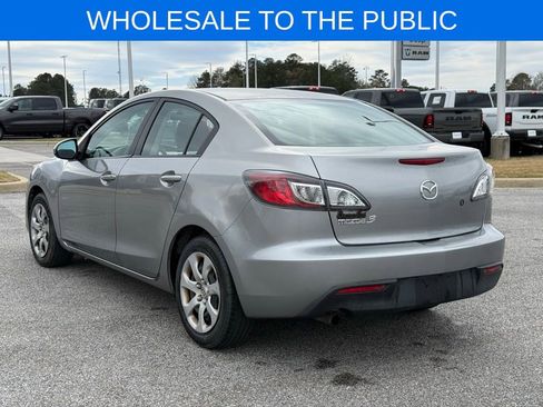 Used 2010 MAZDA MAZDA3 i Sport image 3
