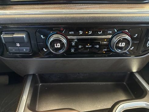 Used 2024 Chevrolet Silverado 1500 LT RWD image 22