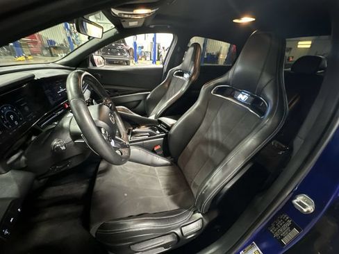 Used 2022 Hyundai Elantra N FWD image 17