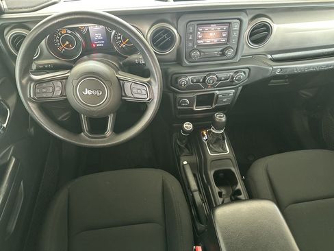 Used 2021 Jeep Wrangler Unlimited Sport image 13