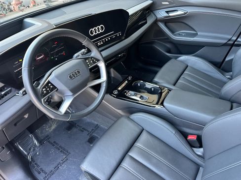 Used 2025 Audi Q6 e-tron Premium Plus w/ Premium Plus AWD/4WD image 11