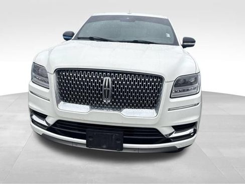 Used 2021 Lincoln Navigator Reserve w/ Luxury Package AWD/4WD image 4
