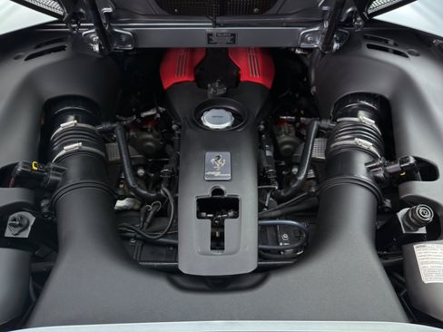 Used 2017 Ferrari 488 Spider RWD image 28