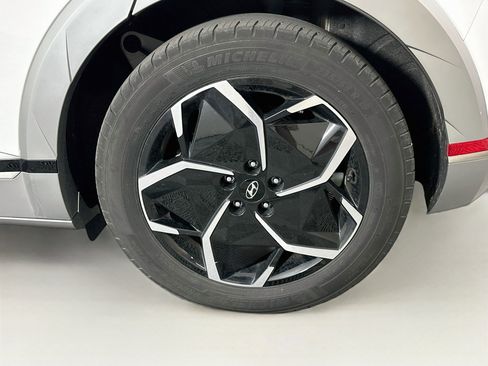 Used 2024 Hyundai Ioniq 5 Limited RWD image 11