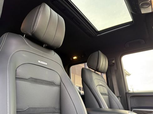 Certified 2022 Mercedes-Benz G 63 AMG 4MATIC image 19